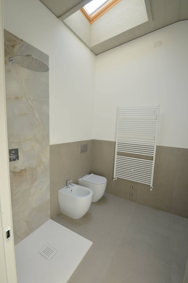 LOFT in vendita a Pavia