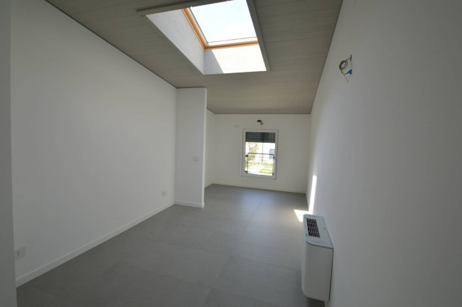 LOFT in vendita a Pavia