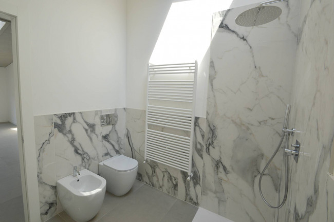 LOFT in vendita a Pavia