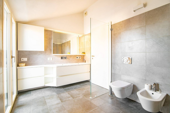 Appartamento in vendita a Pavia