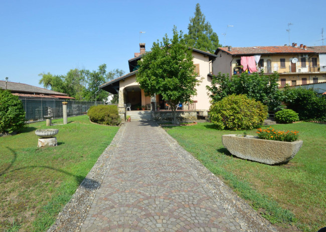 Villa in vendita a Pavia