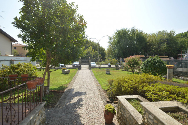 Villa in vendita a Pavia