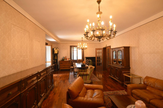 Villa in vendita a Pavia