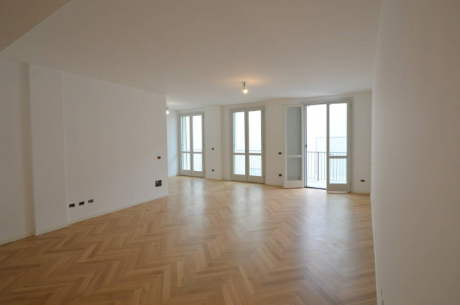Appartamento in vendita a Pavia
