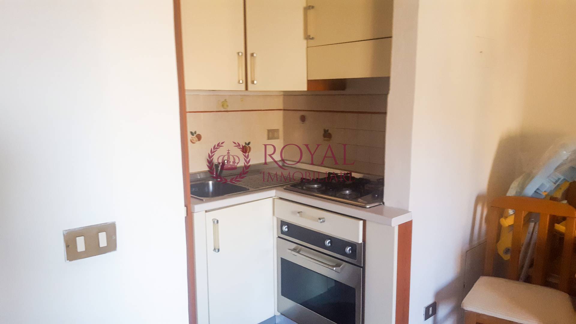  livorno vendita quart: zola royal immobiliare professional s.a.s.