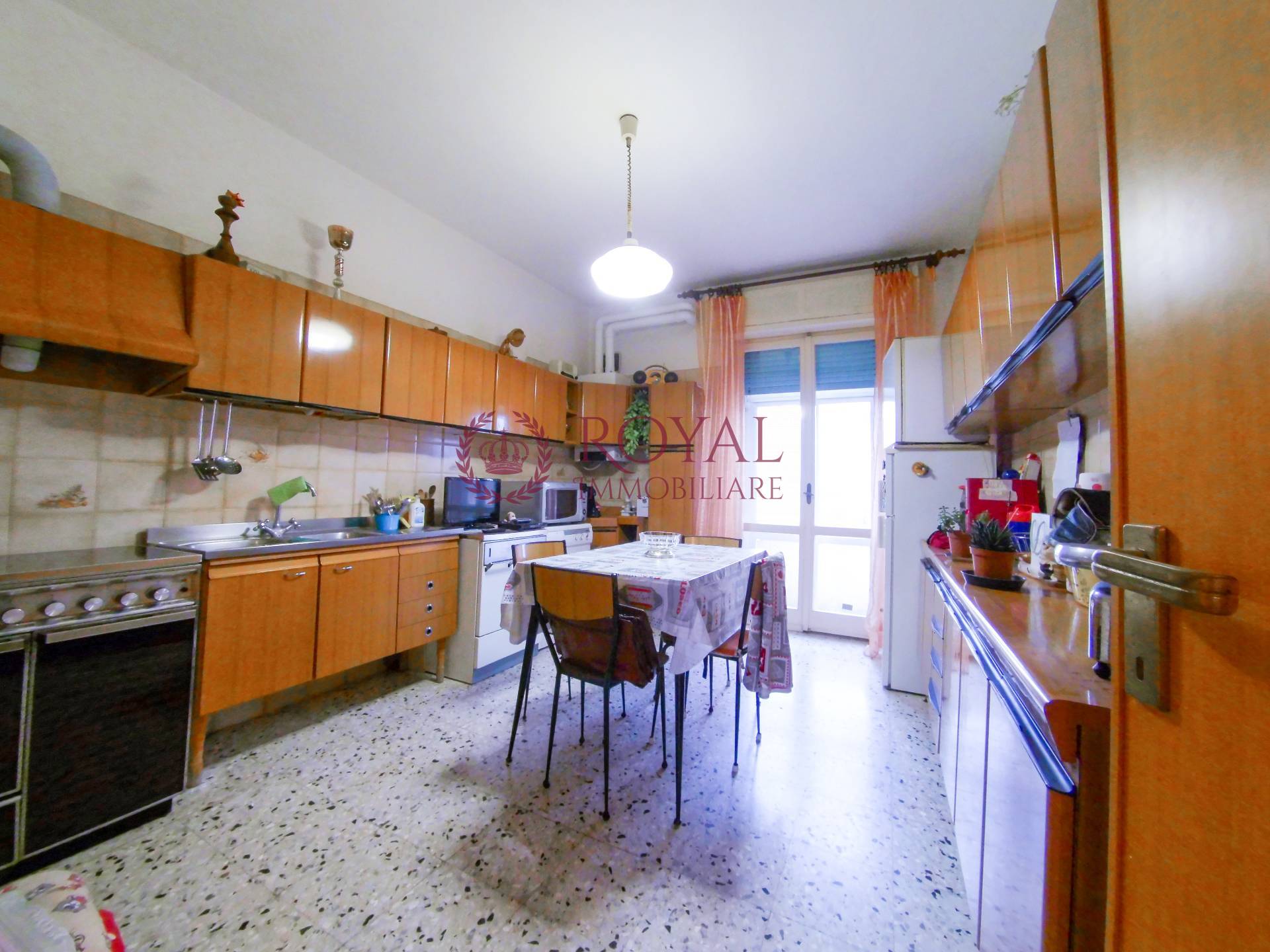  livorno vendita quart: stagno royal immobiliare professional s.a.s.