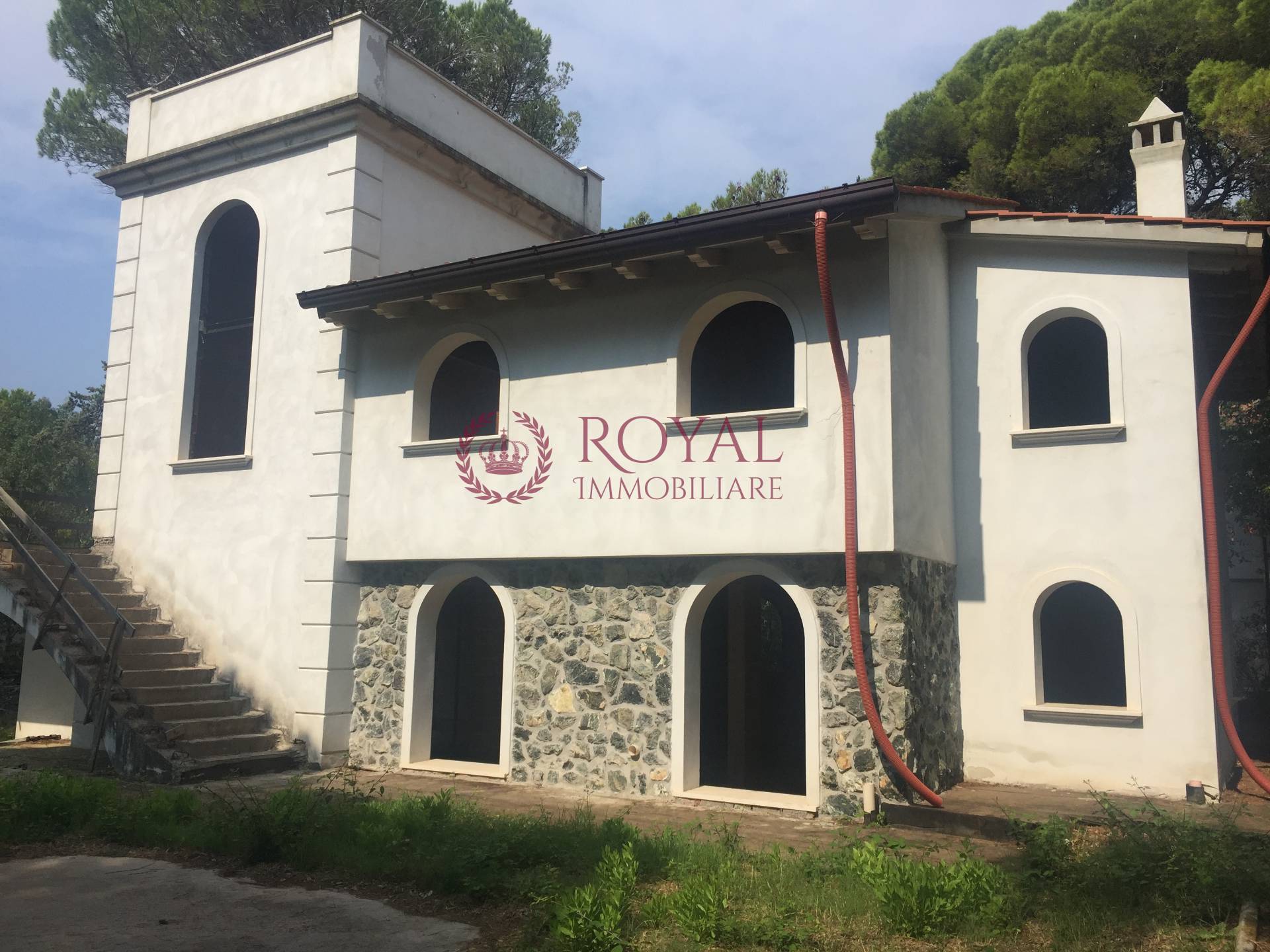  livorno vendita quart: quercianella royal-immobiliare-professional-s.a.s.