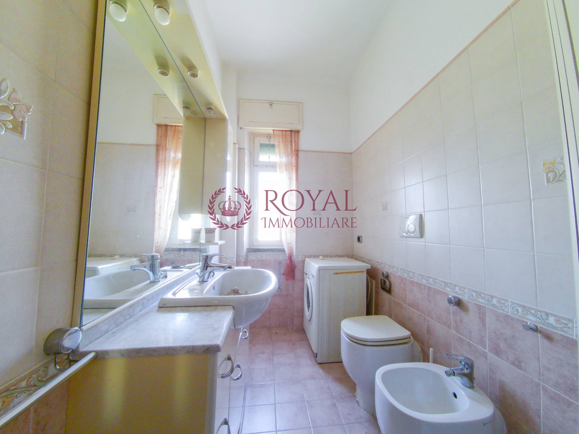 Appartamento LIVORNO vendita  Garibaldi  Royal Immobiliare Professional S.a.S.