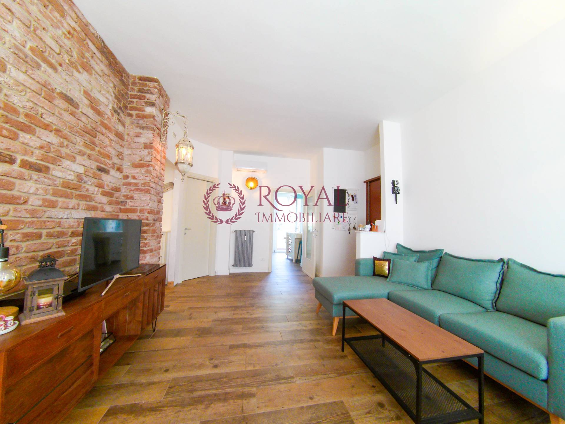 Appartamento LIVORNO vendita  Goito  Royal Immobiliare Professional S.a.S.