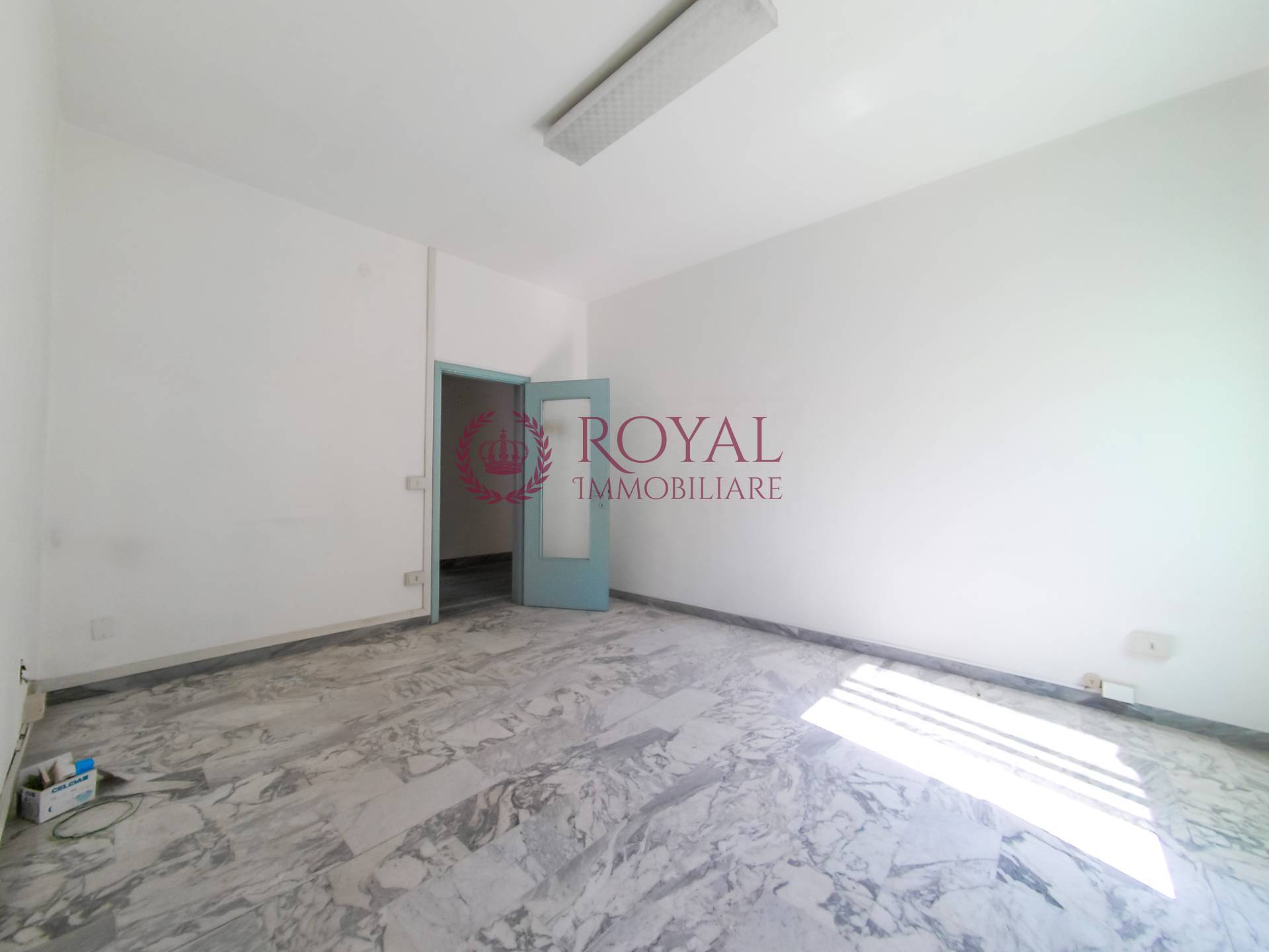 Appartamento LIVORNO affitto  Centro residenziale  Royal Immobiliare Professional S.a.S.