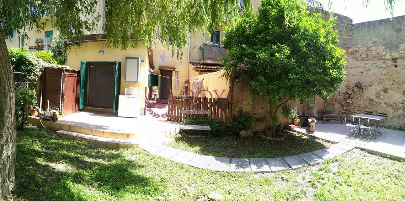  livorno vendita quart: fabbricotti royal immobiliare professional s.a.s.