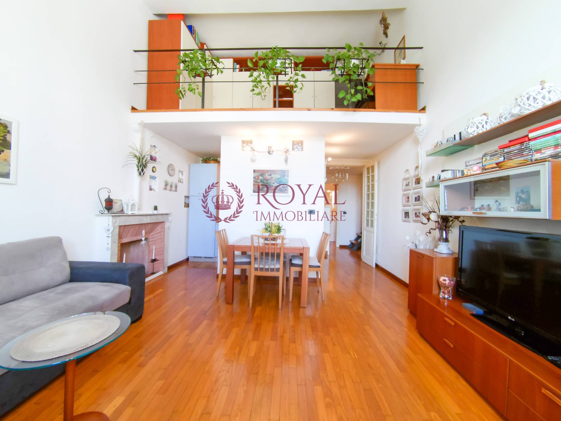 Appartamento LIVORNO vendita  Centro  Royal Immobiliare Professional S.a.S.