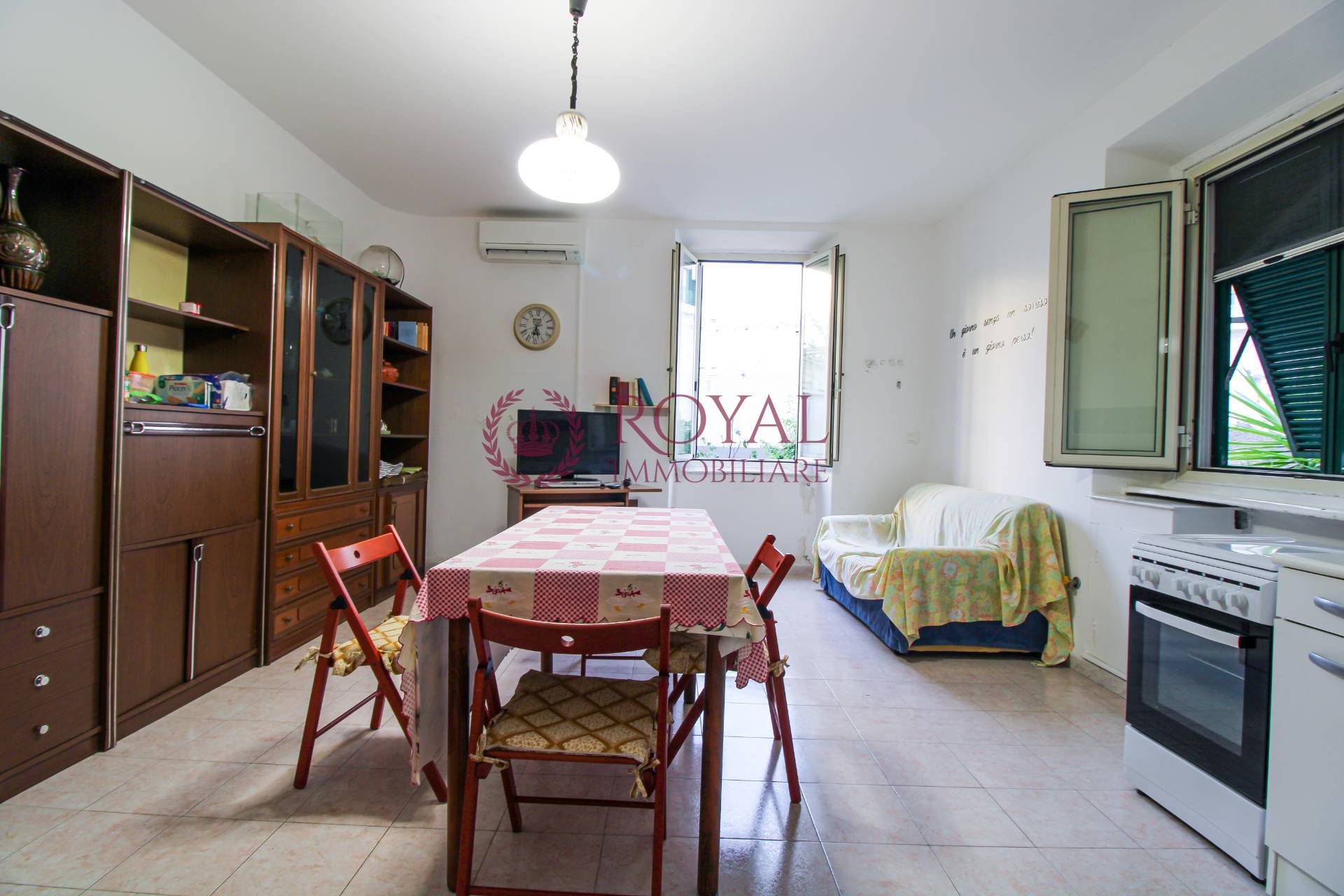  livorno affitto quart: viale italia royal-immobiliare-professional-s.a.s.