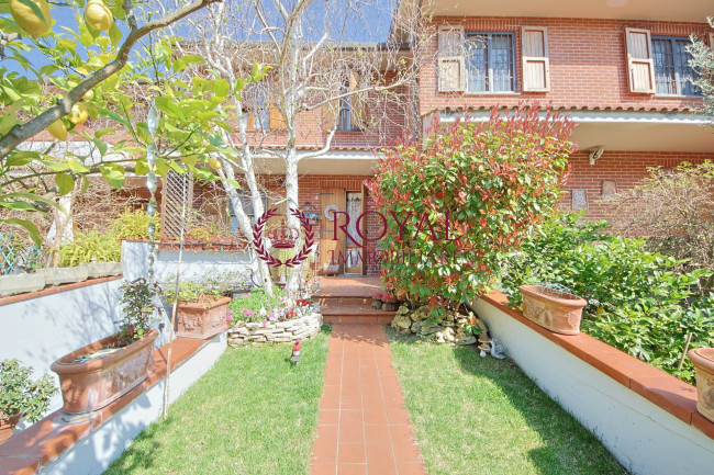 Villa a schiera in Vendita a Collesalvetti