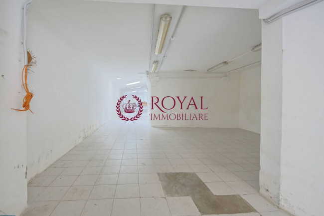 Locale commerciale in Vendita a Livorno