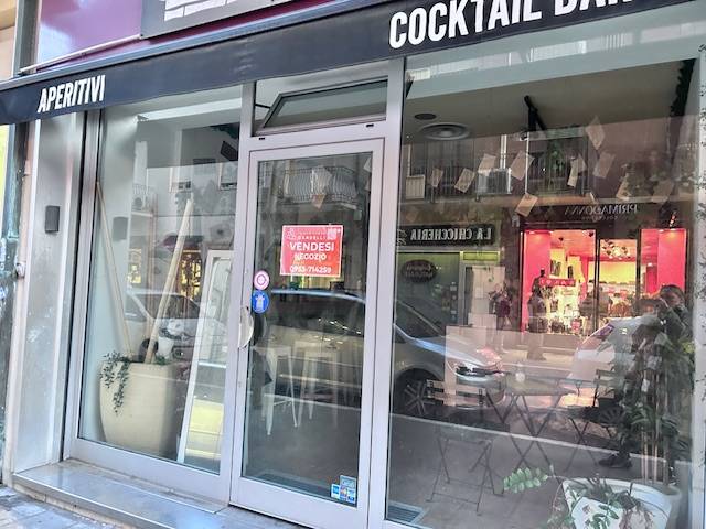 Locale commerciale in vendita a Civitanova Marche