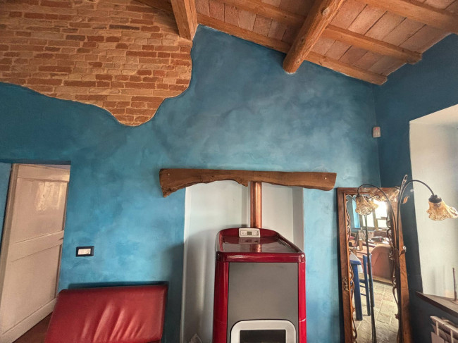 Casale in vendita a Monte San Giusto