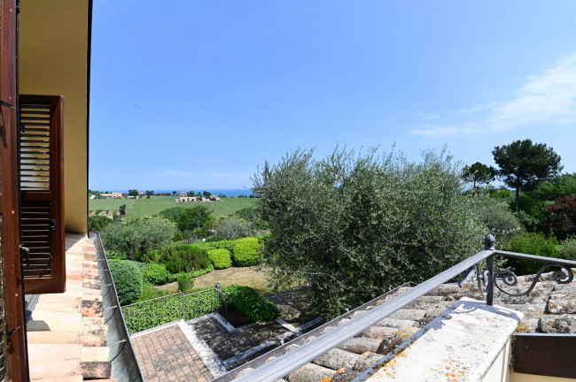 Villa in vendita a Civitanova Marche