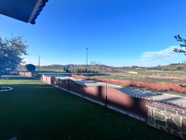 Villa in vendita a Sant'Elpidio a Mare