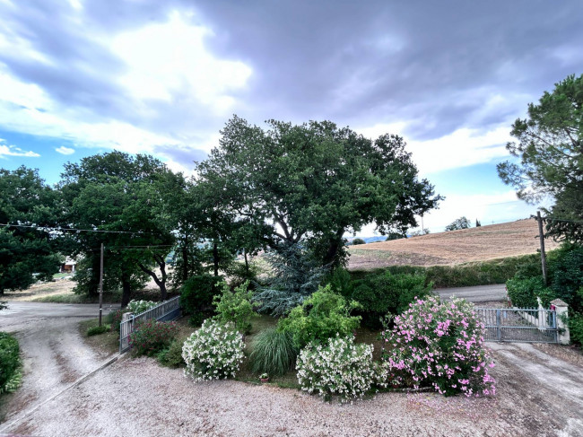 Casa cielo-terra in vendita a Montecassiano