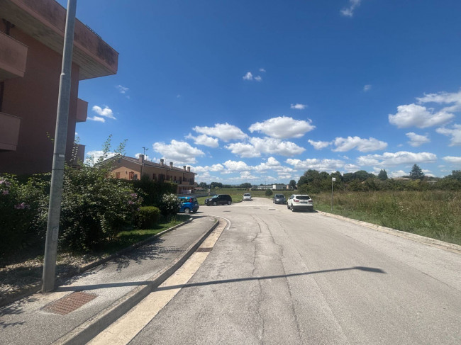 Appartamento in vendita a Montecosaro