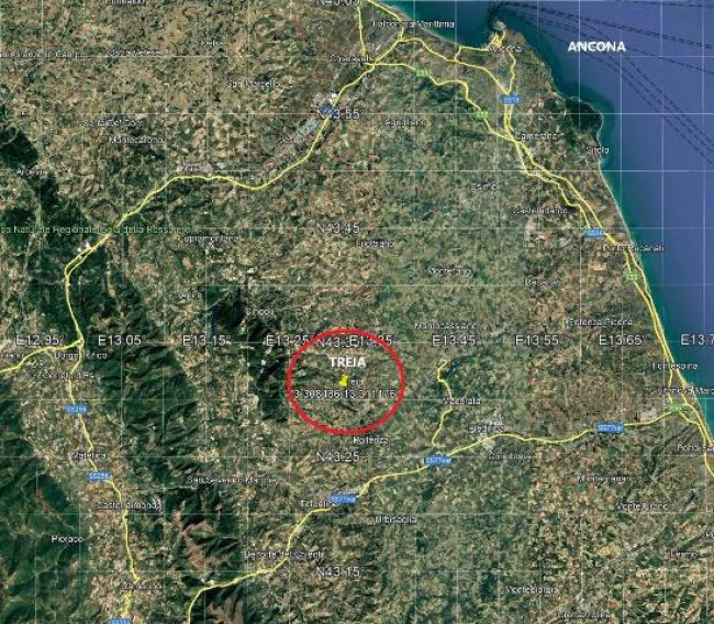 Capannone in vendita a Treia