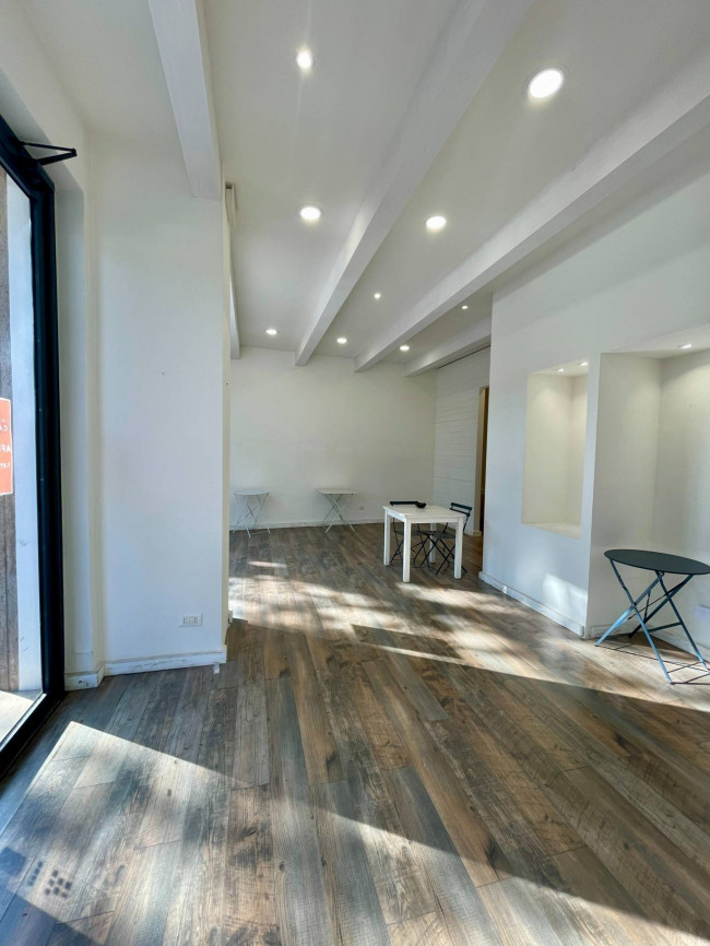 Locale commerciale in affitto a Civitanova Marche