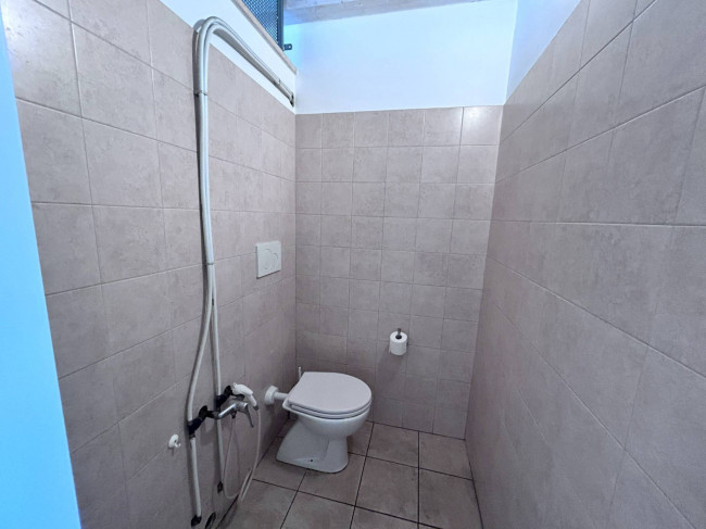 Capannone in vendita a Civitanova Marche