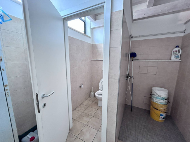 Capannone in vendita a Civitanova Marche