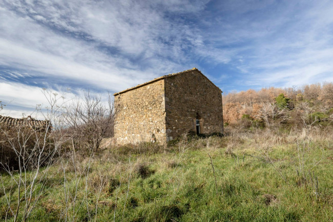 Casa colonica in vendita a Cinigiano