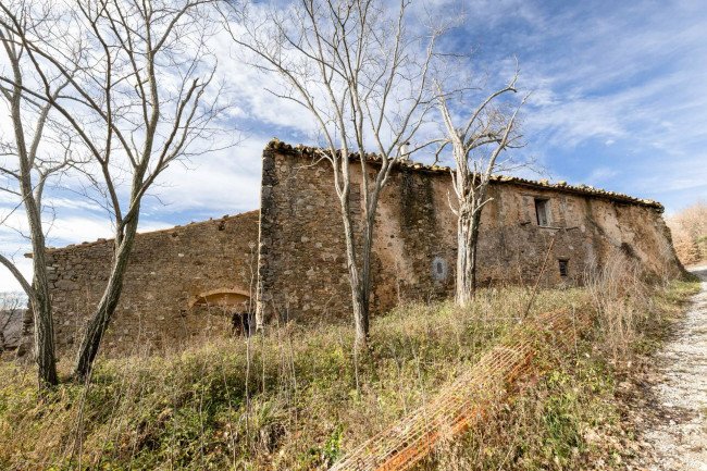 Casa colonica in vendita a Cinigiano