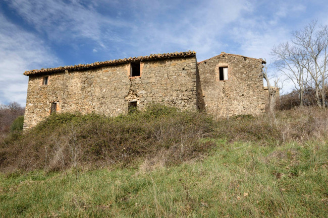 Casa colonica in vendita a Cinigiano