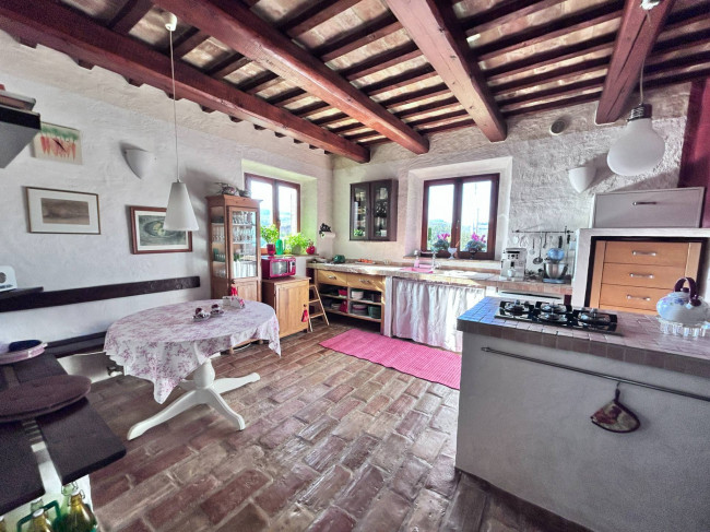 Casa singola in vendita a Monte Rinaldo