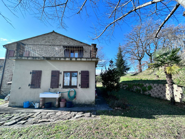 Casa singola in vendita a Monte Rinaldo