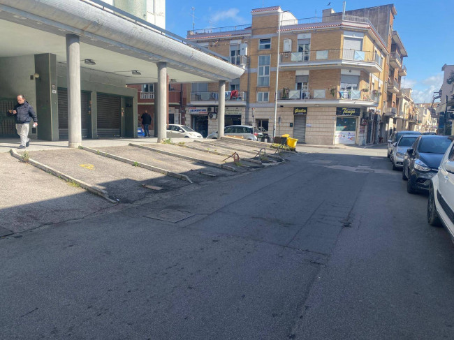 Posto auto scoperto in vendita a Nettuno