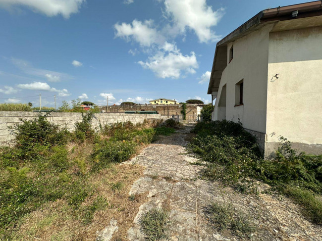 Villa in vendita a Nettuno