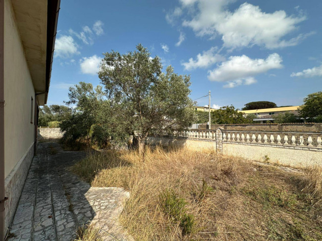 Villa in vendita a Nettuno