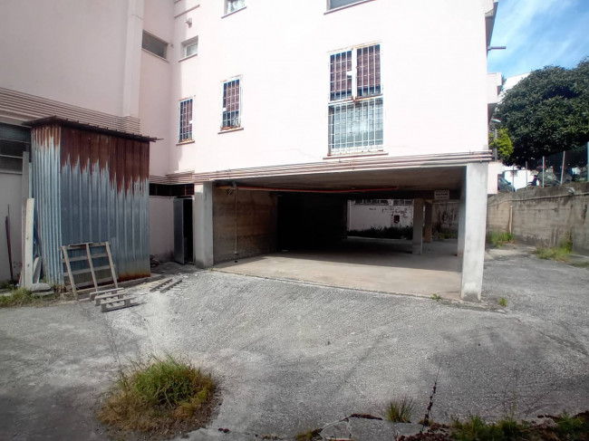 Box o garage in vendita a Nettuno