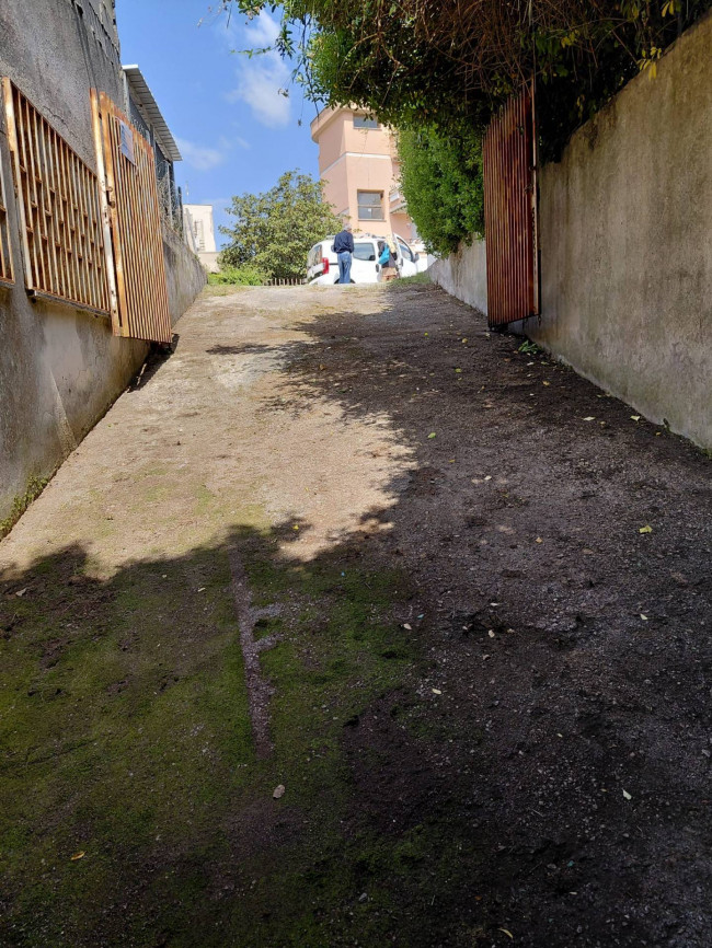 Box o garage in vendita a Nettuno