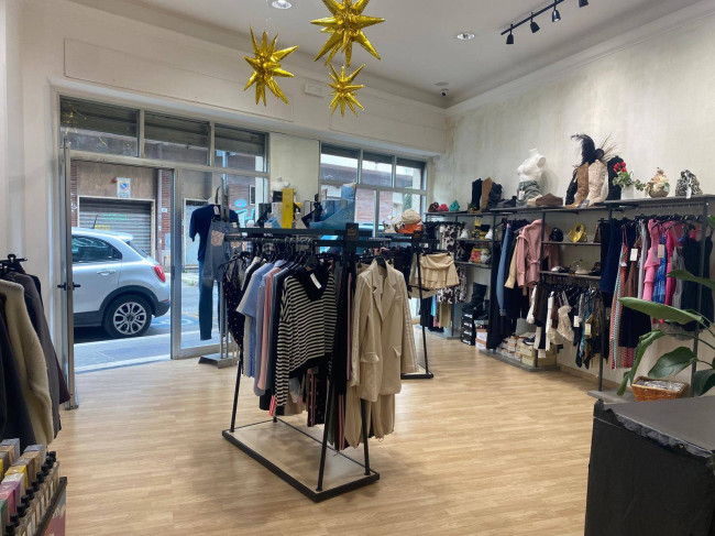 Locale commerciale in affitto a Nettuno