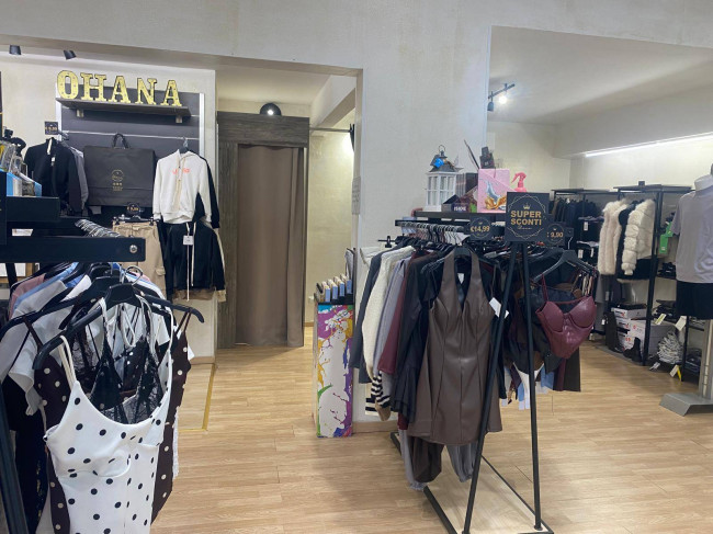 Locale commerciale in affitto a Nettuno