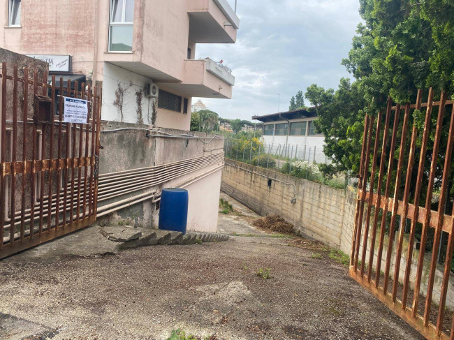 Box o garage in vendita a Nettuno