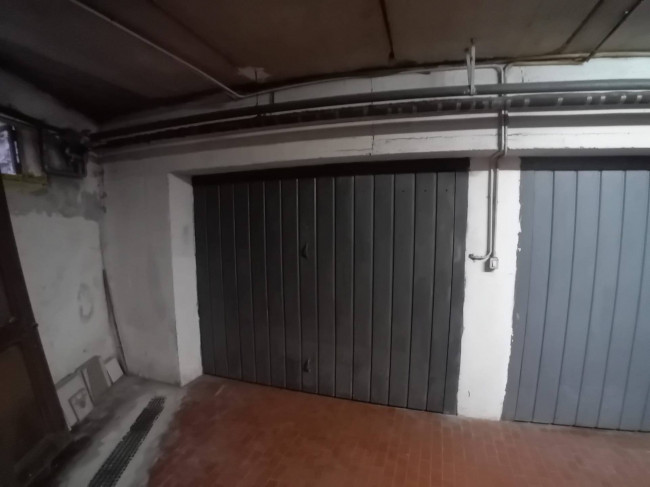 Box o garage in vendita a Nettuno