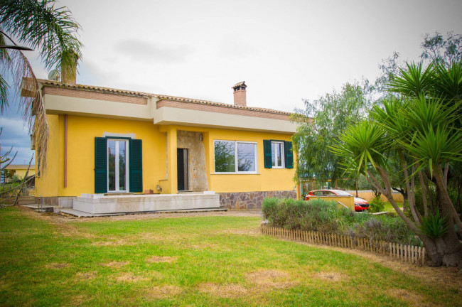 Villa in vendita a Nettuno