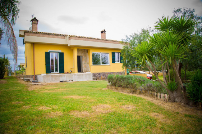 Villa in vendita a Nettuno