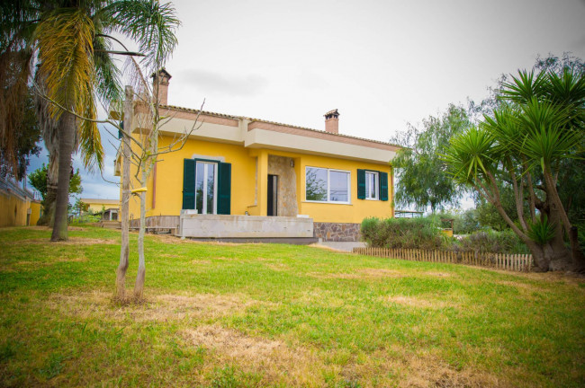 Villa in vendita a Nettuno