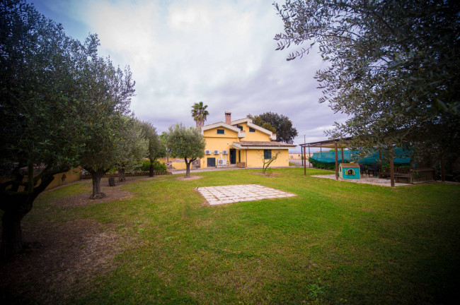 Villa in vendita a Nettuno