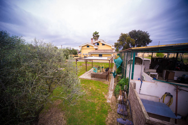 Villa in vendita a Nettuno