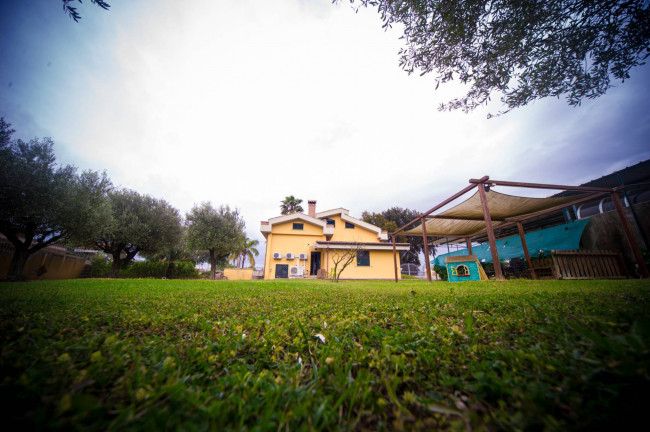 Villa in vendita a Nettuno