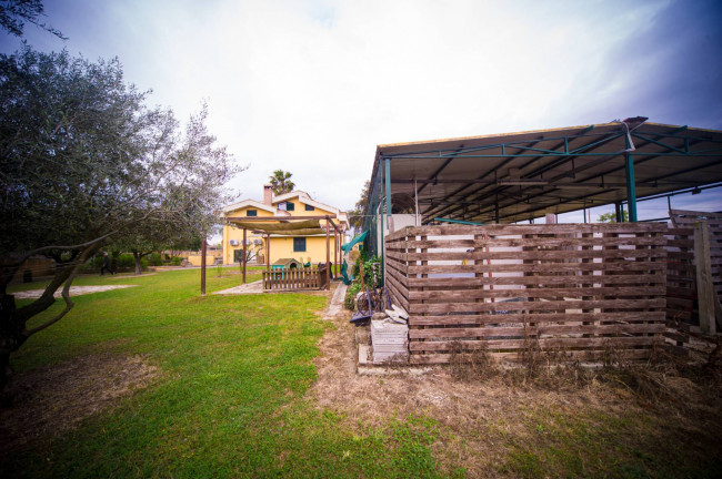 Villa in vendita a Nettuno